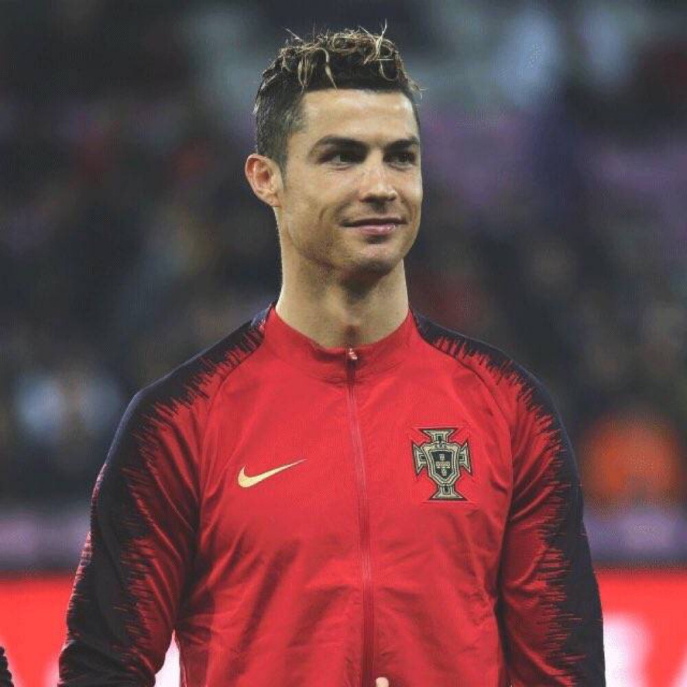 维多利亚面对马德里在圣马梅斯：阿诺德和卡马万加受伤