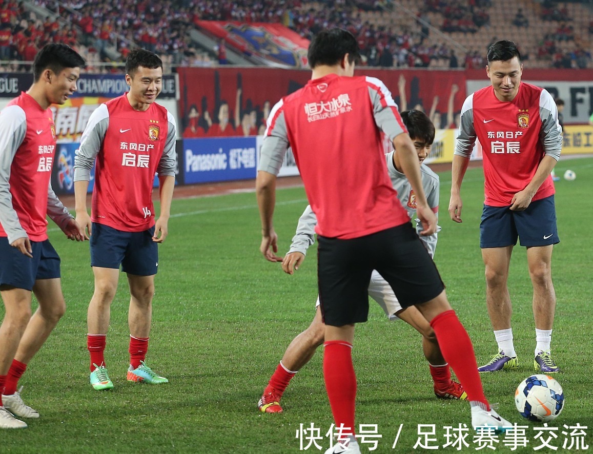 梅西跟前锋比进球、跟中场比助攻！还跟俱乐部比冠军！而且都赢！