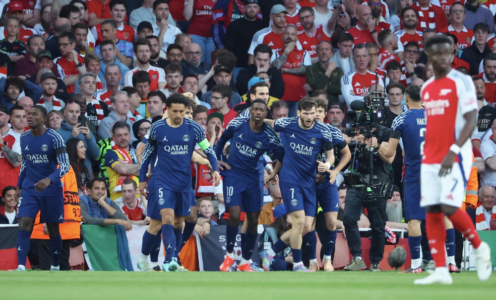 足球欧洲金童奖结果揭晓，新科得主含泪发声（欧洲金童奖揭晓，新晋得主哽咽发声）