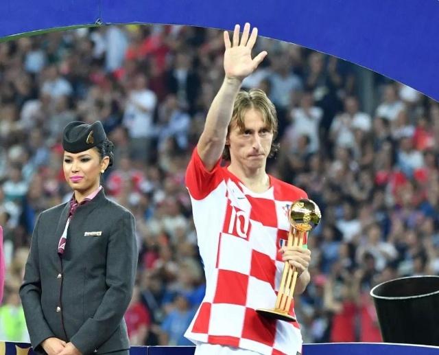 詹姆斯：生涯中所有对我打球方式的批评都很愚蠢，我不会改变