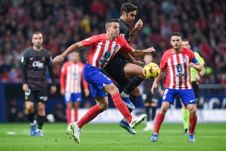 连续3场逆转，巴萨西甲落后情况下拿到18分与上赛季持平（三连逆转！巴萨在西甲落后局面已拿18分，追平上赛季）