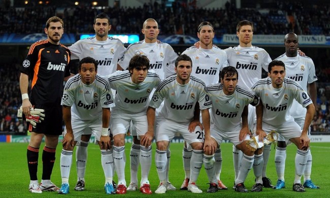 斯洛特帅位悬了？利物浦换帅传闻反转，关键战成救命稻草