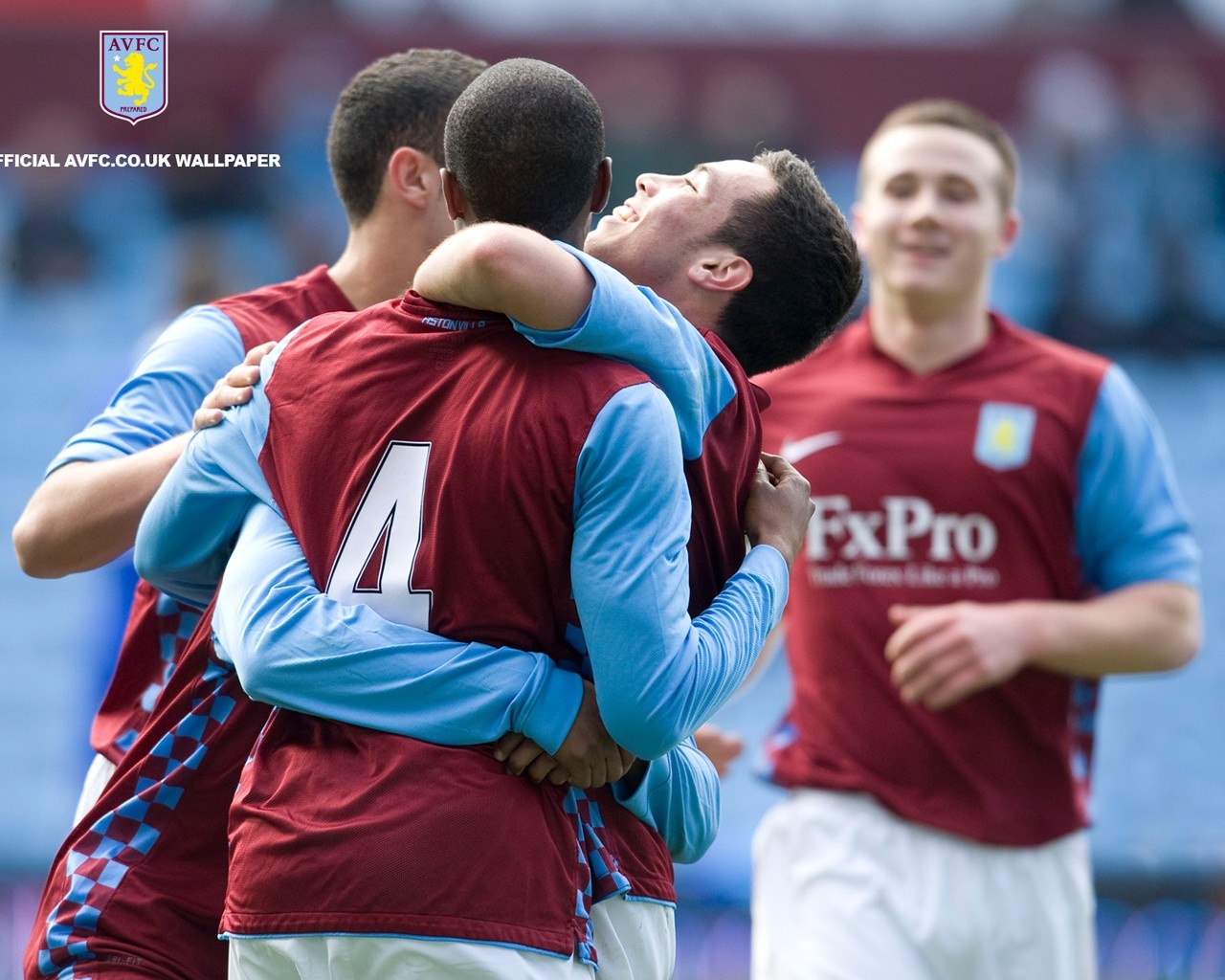 亚马尔送制胜助攻后染黄，无缘下一轮对阵布拉格斯拉维亚的欧冠