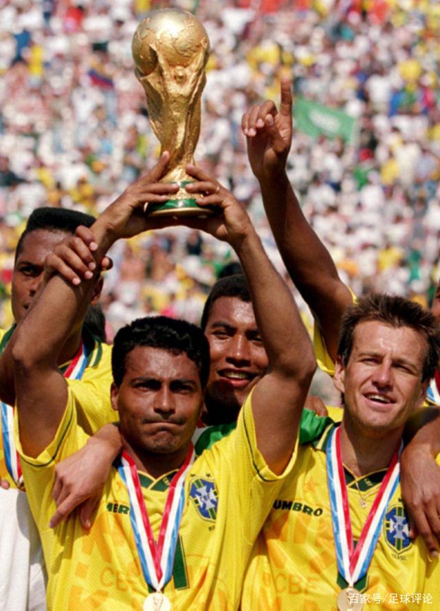 比肩大O！康宁汉姆成为第二位连赢6场&至少25分10助攻的球员