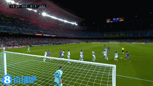 王燊超：最高兴的事是冠军留在了上海；中超整体水平在进步（王燊超：冠军留在上海最令我高兴，中超整体水平在提升）