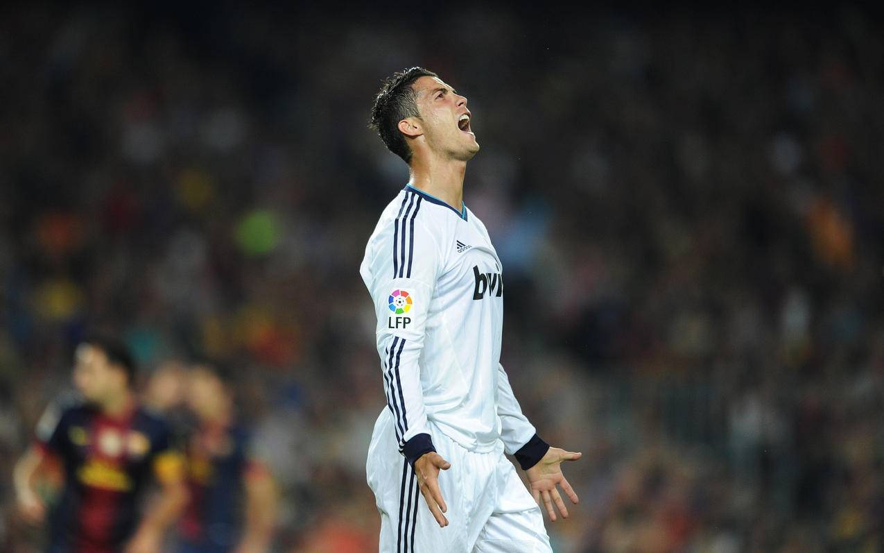 拜仁官方：后卫博埃因病缺席与斯图加特的比赛