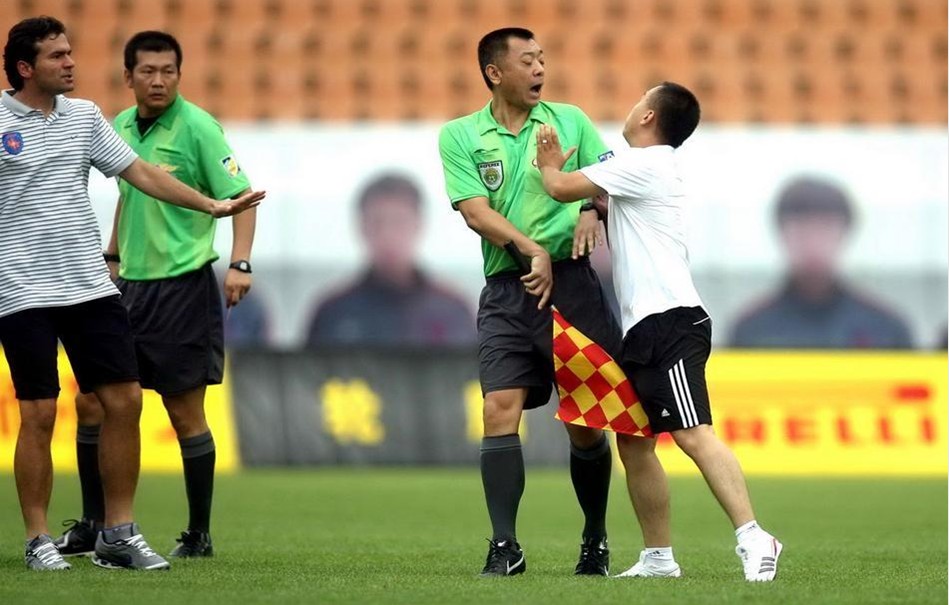 西甲战报：亚马尔传射，奥尔莫双响，巴塞罗那3-1阿拉维斯