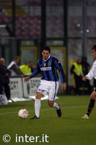 凯恩：这是我们有史以来最好的阵容；被视为夺冠大热必须接受